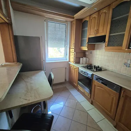 Mathias Διαμέρισμα *