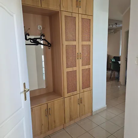 Mathias Διαμέρισμα *